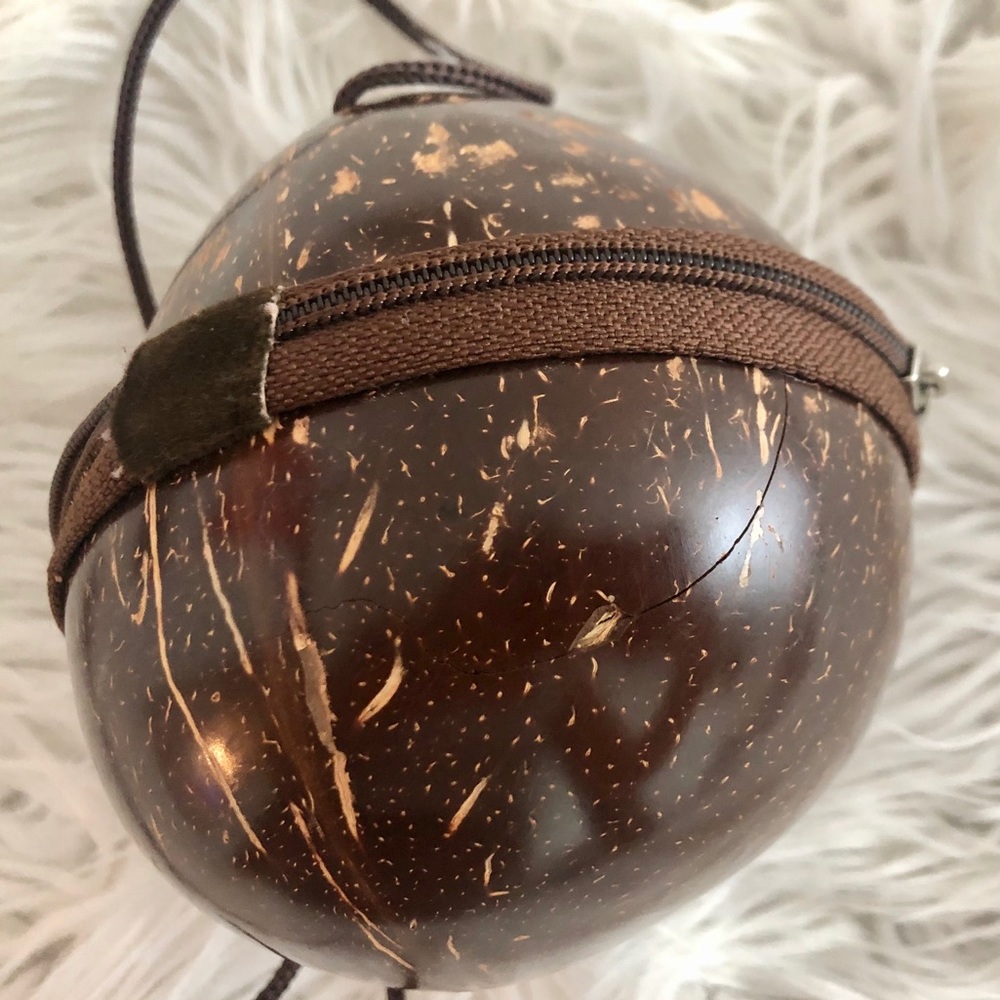 Coconut novelty bag - Picture 4 of 4